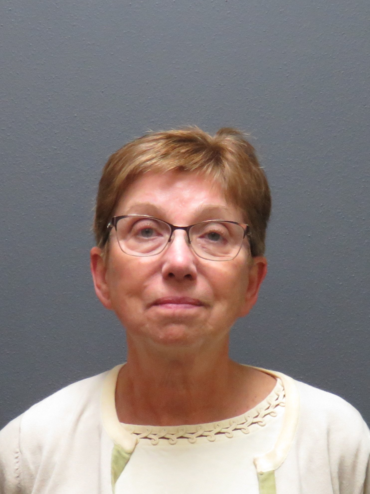 Carr, Laurie